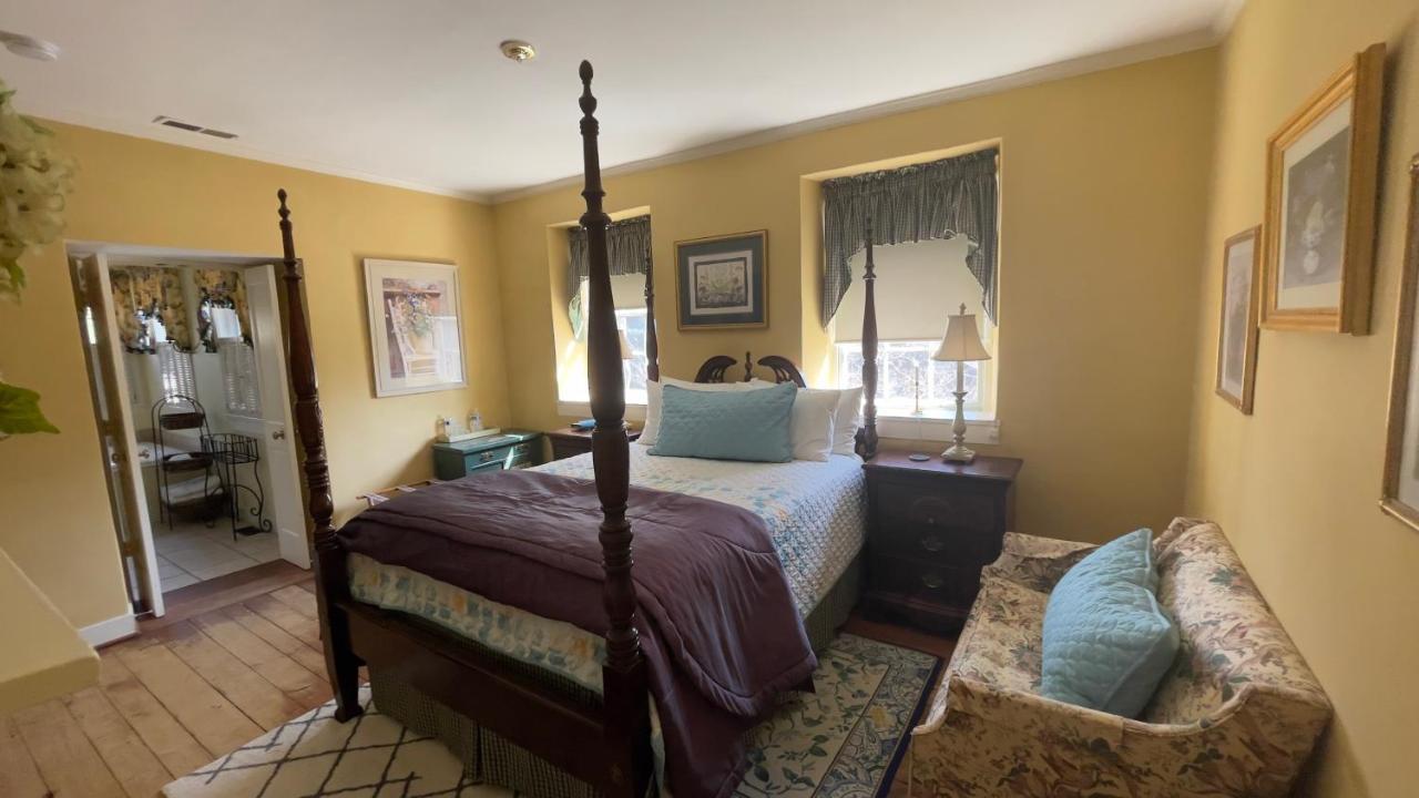 Queen Room with Spa Bath,1270100734:JPEG